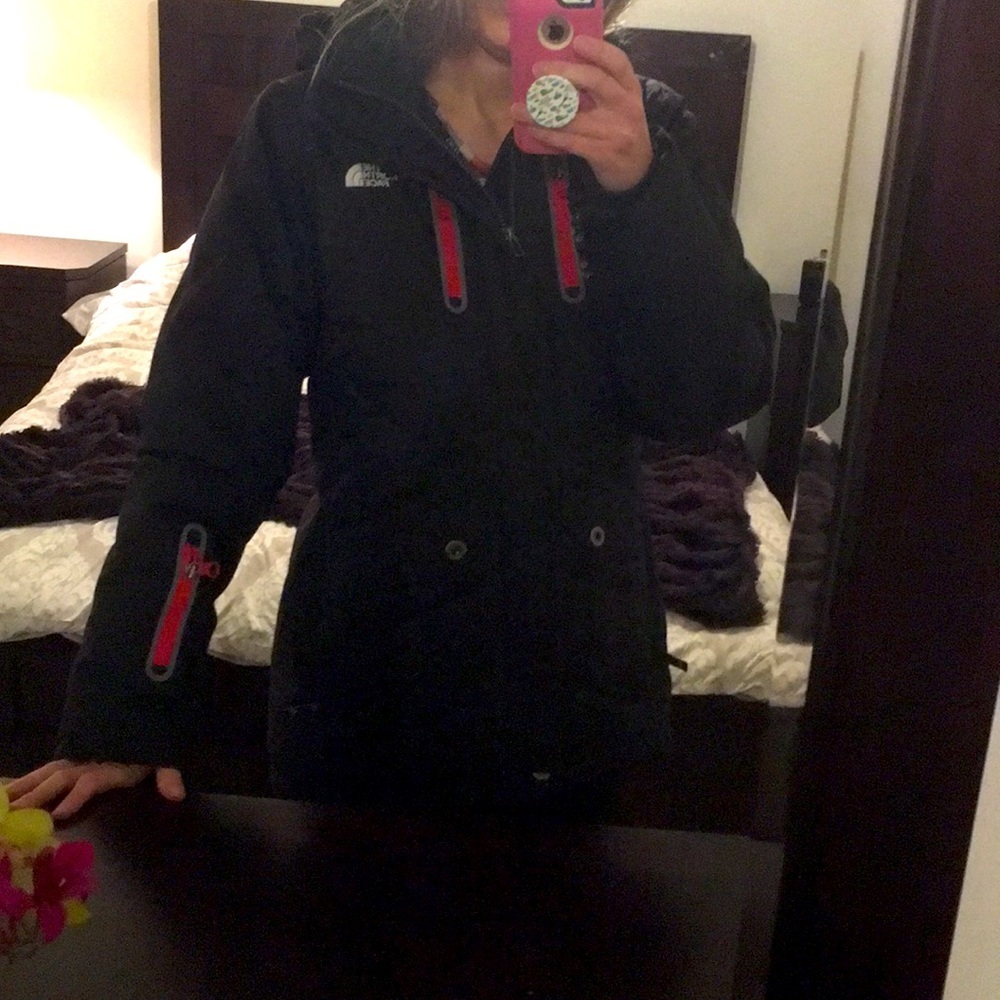 North Face DOWN Jacket - Picture 2 of 16